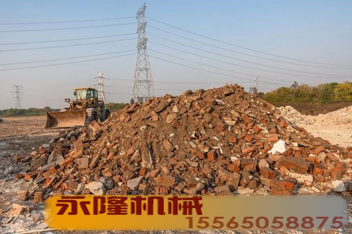 堆成山的建筑垃圾